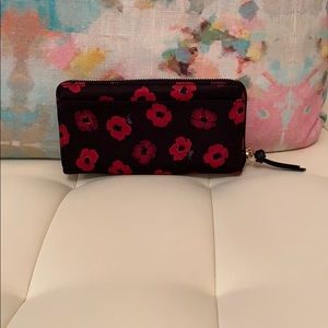kate spade Bags - Large Kate Spade wallet kate spade Bags - Large Kate Spade wallet
